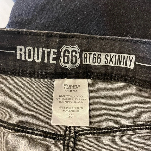 Route 66 Skinny black distressed jeans size 28 NWT - Picture 5 of 5